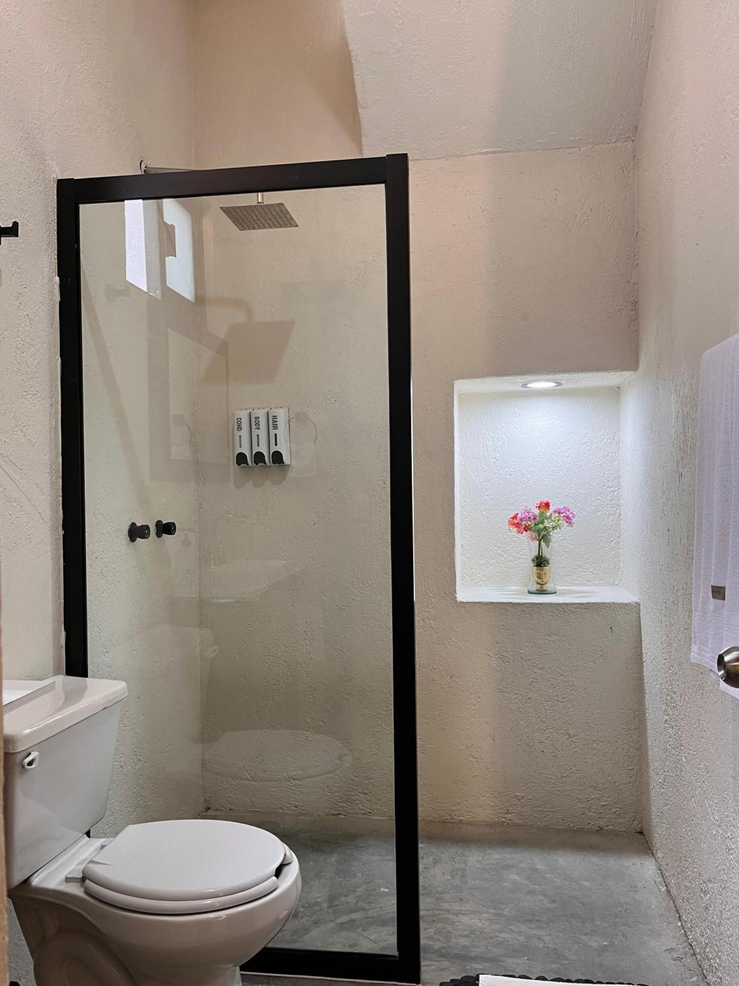 Aura Hotel B&B Tlaquepaque Buitenkant foto